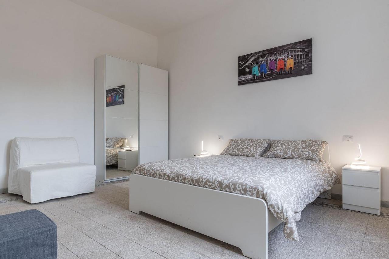 Colosseo & Colle Oppio Cozy Apartment Rome Exterior photo